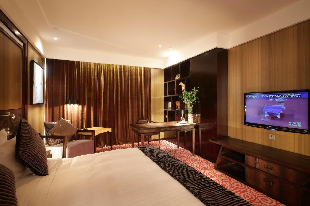 Christian'S Hotel Luoyang Luoyang  Zewnętrze zdjęcie