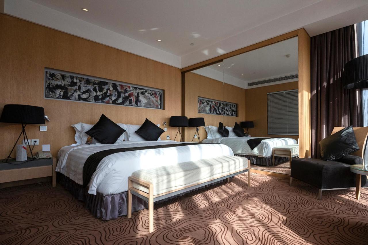 Christian'S Hotel Luoyang Luoyang  Zewnętrze zdjęcie
